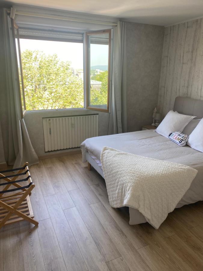 Ferienwohnung Avenue De Champagne Epernay Private Parking Exterior foto