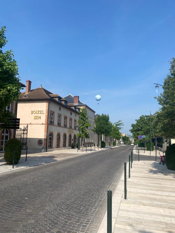 Ferienwohnung Avenue De Champagne Epernay Private Parking Exterior foto